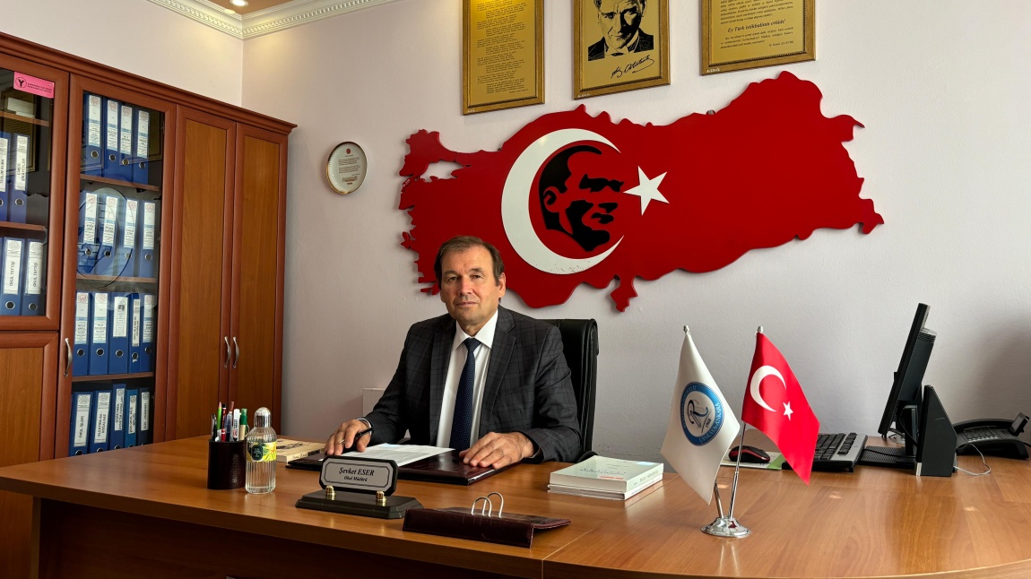ŞEVKET ESER - OKUL MÜDÜRÜ